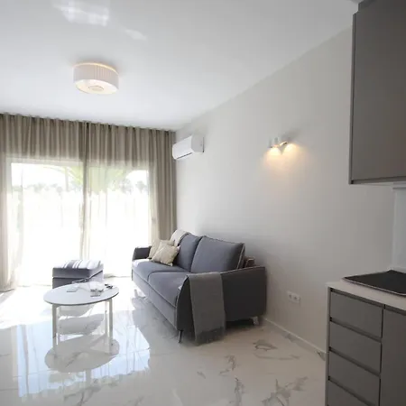 Apartment Luxury In First Line With Pool